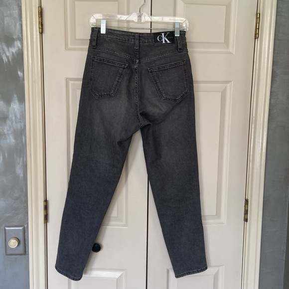 Calvin Klein Mom Jeans Size 27 gray wash - Picture 3 of 8